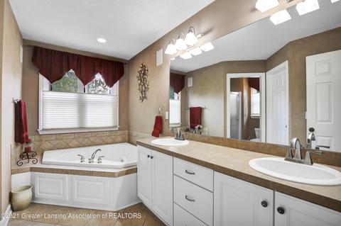13067 Addington, Dewitt, MI 48820 photo 21