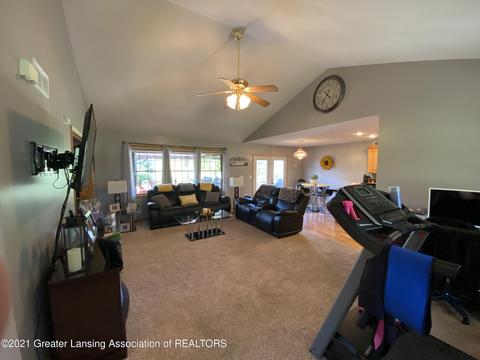1717 E Hyde Rd, Saint Johns, MI 48879 photo 8