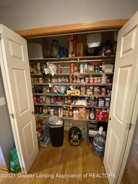 1717 E Hyde Rd, Saint Johns, MI 48879 photo 5
