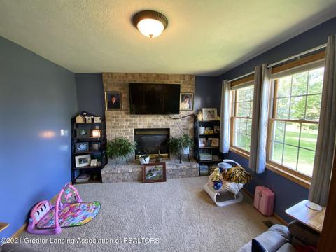1717 E Hyde Rd, Saint Johns, MI 48879 photo 7