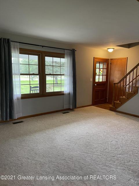 12784 Wood Rd, Bath, MI 48808 photo 2