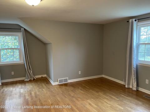 12784 Wood Rd, Bath, MI 48808 photo 11