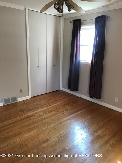 1117 Mitchell Ave, Lansing, MI 48917 photo 8