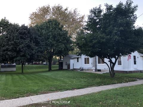 385 Green St, Perry, MI 48872 photo 4
