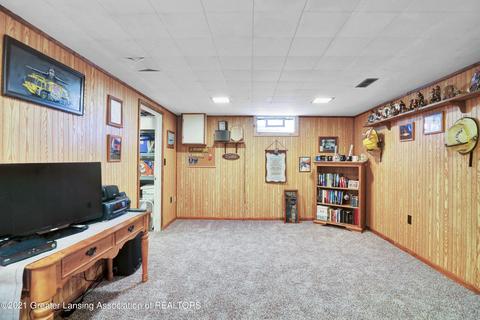 12738 Holly Ln, Dewitt, MI 48820 photo 24