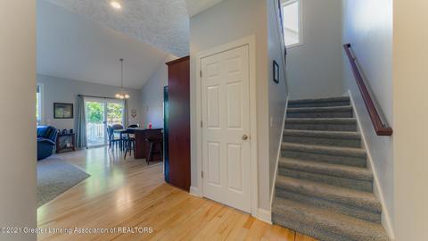 2075 Arbor Meadows Dr, Dewitt, MI 48820 photo 17