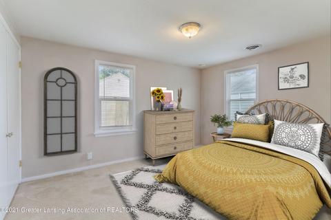 2908 Timber Dr, Lansing, MI 48917 photo 19