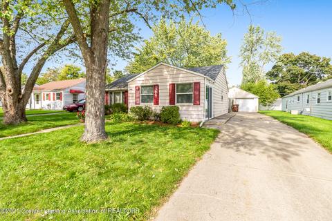 2908 Timber Dr, Lansing, MI 48917 photo 1