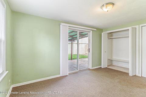 2908 Timber Dr, Lansing, MI 48917 photo 22