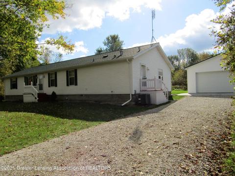 6247 W Beard Rd, Perry, MI 48872 photo 1