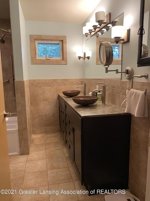 4543 Comanche Dr, Okemos, MI 48864 photo 33