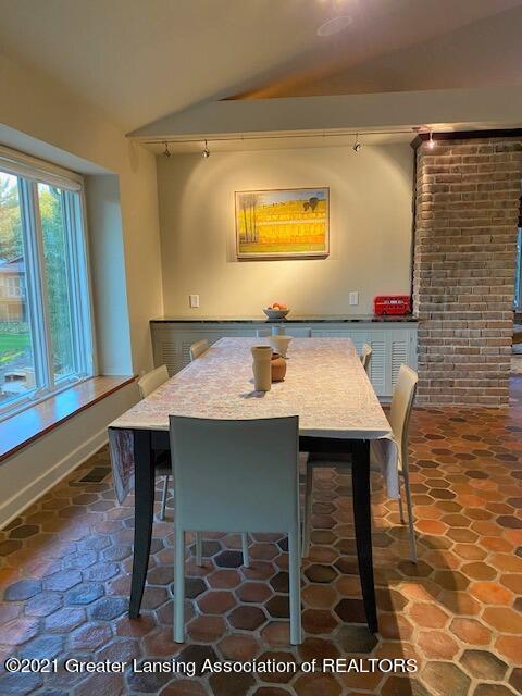 4543 Comanche Dr, Okemos, MI 48864 photo 17