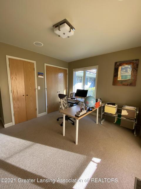 4543 Comanche Dr, Okemos, MI 48864 photo 36