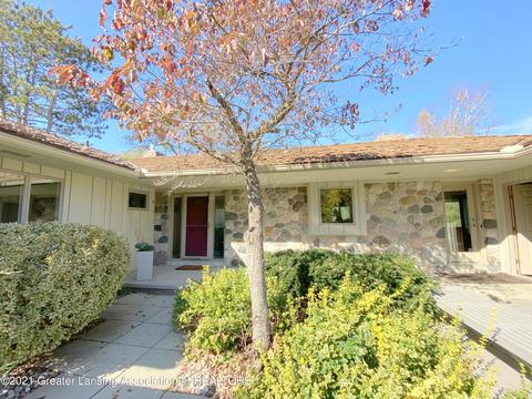 4543 Comanche Dr, Okemos, MI 48864 photo 1