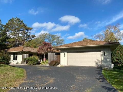 4543 Comanche Dr, Okemos, MI 48864 photo 4