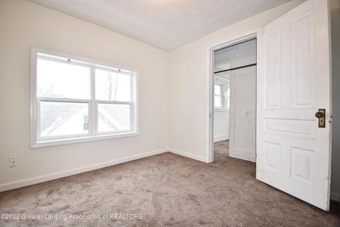 527 Pacific Ave, Lansing, MI 48910 photo 24