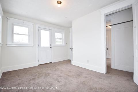 527 Pacific Ave, Lansing, MI 48910 photo 28