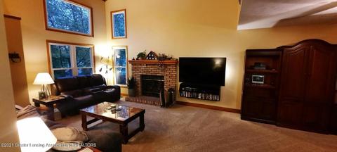 745 Creyts, Dimondale, MI 48821 photo 7