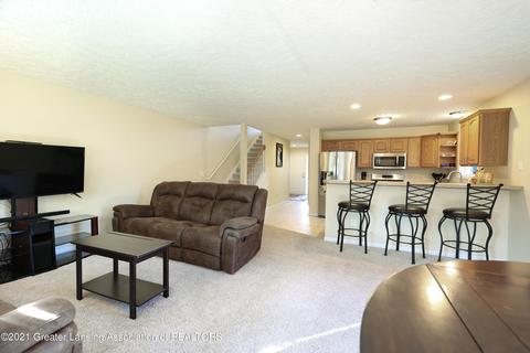 111 W Webb, Dewitt, MI 48820 photo 7