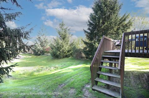 111 W Webb, Dewitt, MI 48820 photo 18