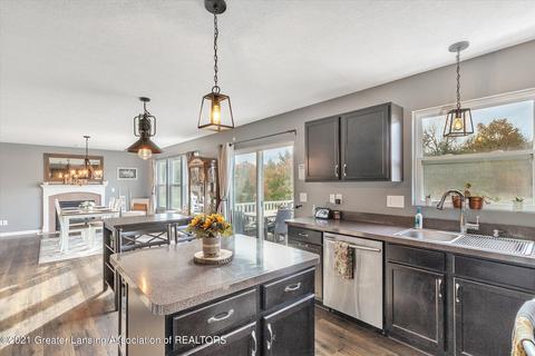 3075 Moccasin Dr, Dewitt, MI 48820 photo 16