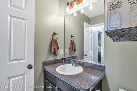 3075 Moccasin Dr, Dewitt, MI 48820 photo 19