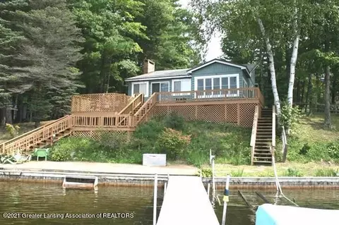3861 Starr Rd, Harrison, MI 48625 photo 1
