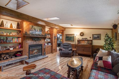 5875 E Price Rd, Saint Johns, MI 48879 photo 8