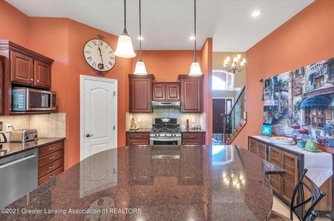 11704 Tara Ct, Dewitt, MI 48820 photo 8