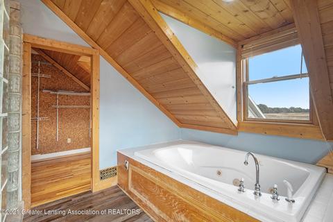 8828 S Lowell Rd, Dewitt, MI 48820 photo 17