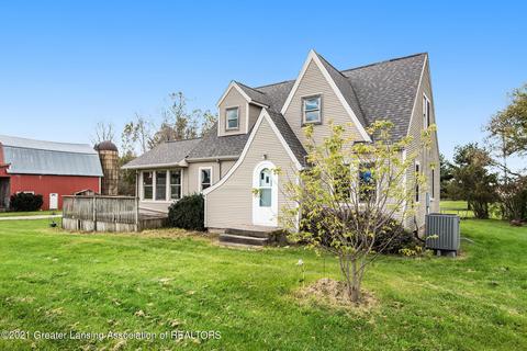 8828 S Lowell Rd, Dewitt, MI 48820 photo 6