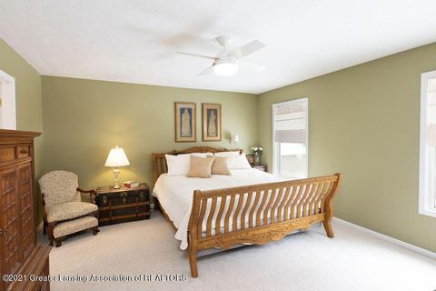 10153 Red Bud Dr, Haslett, MI 48840 photo 18
