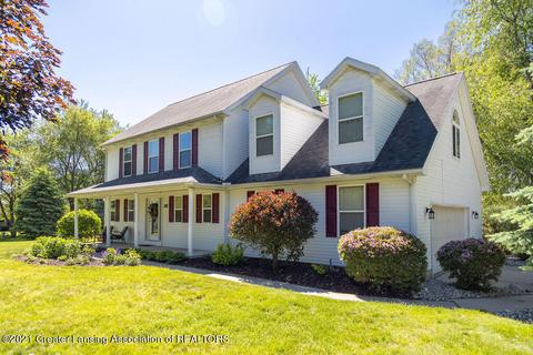 10153 Red Bud Dr, Haslett, MI 48840 photo 1