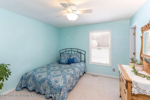 10153 Red Bud Dr, Haslett, MI 48840 photo 29