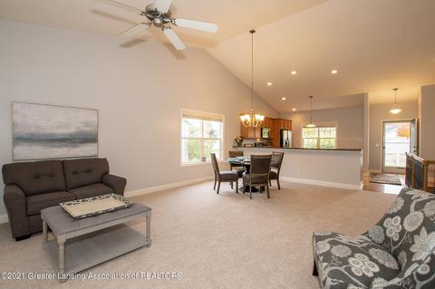 1730 N Crystal Cv, Haslett, MI 48840 photo 6