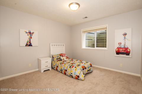 1730 N Crystal Cv, Haslett, MI 48840 photo 15