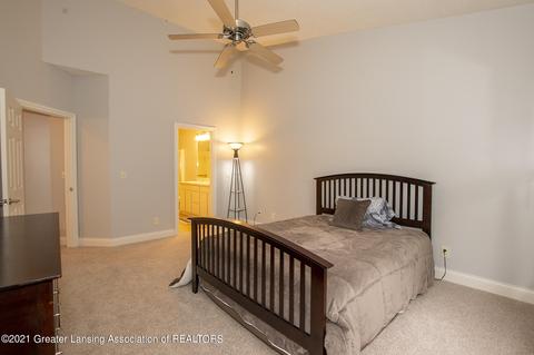 1730 N Crystal Cv, Haslett, MI 48840 photo 8