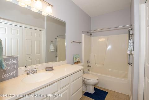 1730 N Crystal Cv, Haslett, MI 48840 photo 12