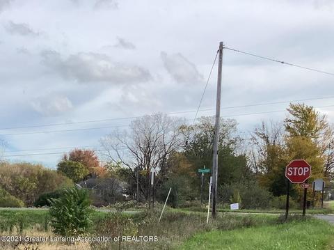 4015 Clark Rd, Bath, MI 48808 photo 2