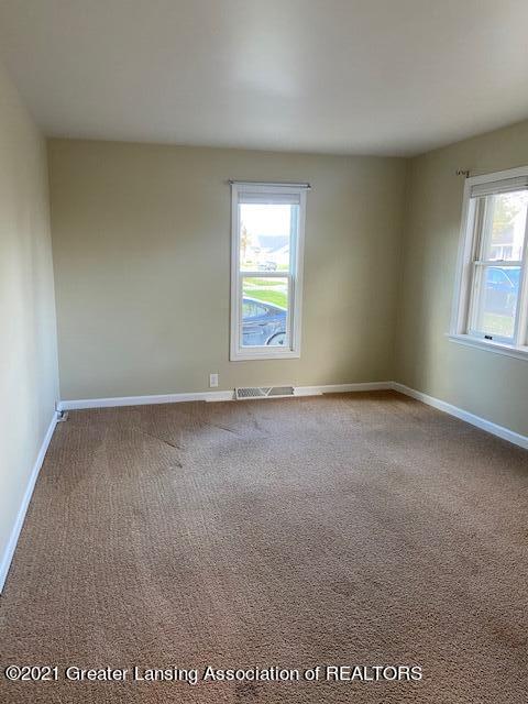 542 S Main St, Fowler, MI 48835 photo 16