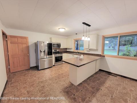 5937 Sleight Rd, Bath, MI 48808 photo 16
