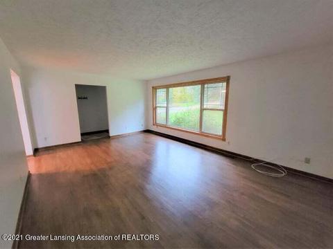 5937 Sleight Rd, Bath, MI 48808 photo 8