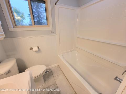 5937 Sleight Rd, Bath, MI 48808 photo 21