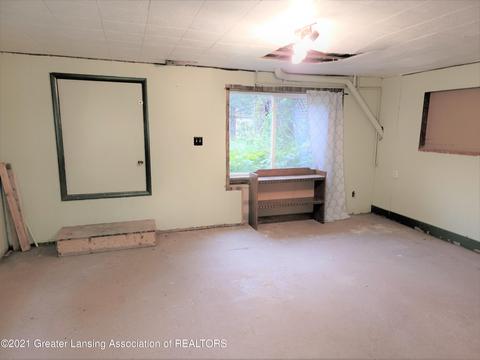 5937 Sleight Rd, Bath, MI 48808 photo 40