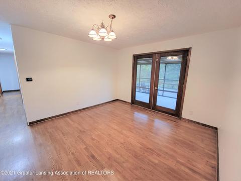 5937 Sleight Rd, Bath, MI 48808 photo 10