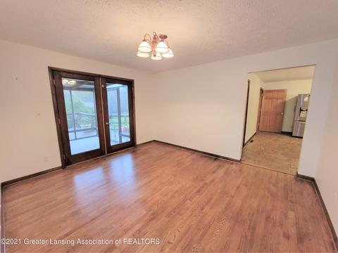 5937 Sleight Rd, Bath, MI 48808 photo 3