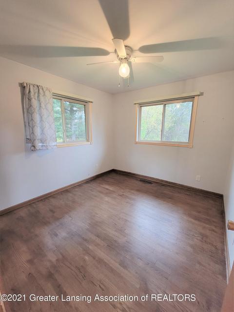 5937 Sleight Rd, Bath, MI 48808 photo 25