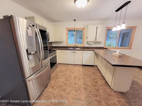 5937 Sleight Rd, Bath, MI 48808 photo 13