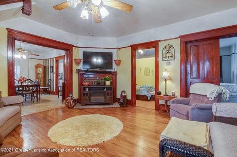 403 W Maple St, Mason, MI 48854 photo 25