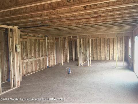 1617 Sanborn Dr, Dewitt, MI 48820 photo 5